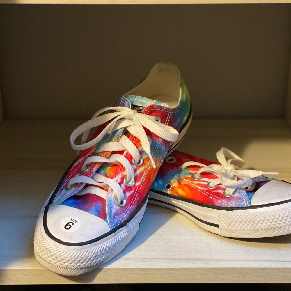 Tie dye unisex converse shoes
